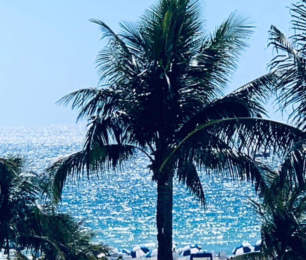 Beach -ocean- sky view charming studio Miami Beach Exteriör bild